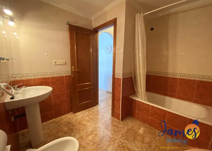 La Cinuelica, R1 1st Floor Com Pool L180 Daire